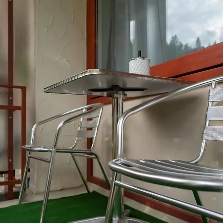 20qm Mit Balkon Und Innenpool - 22030 Apartmán