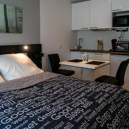 20qm Mit Balkon Und Innenpool - 22030 * Schluchsee